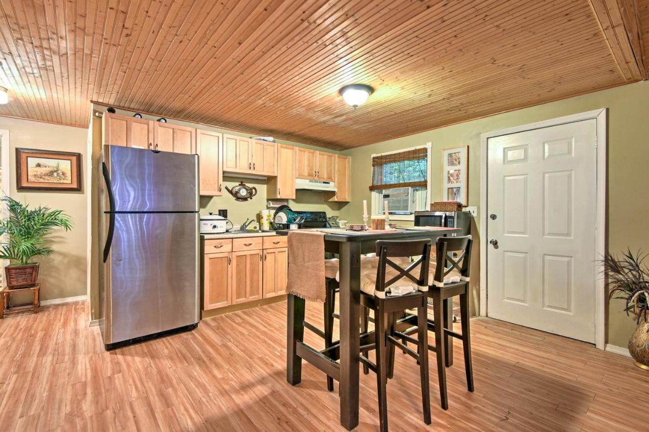 Cozy Arrowhead Lake Home With Sunroom And Pool Access! Pocono Lake 외부 사진